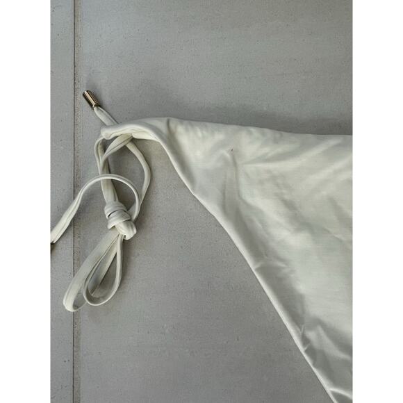 Monday Swimwear Swim VV 14/16 String Bikini Bottom Ivory Gold Swimwear - Picture 6 of 8